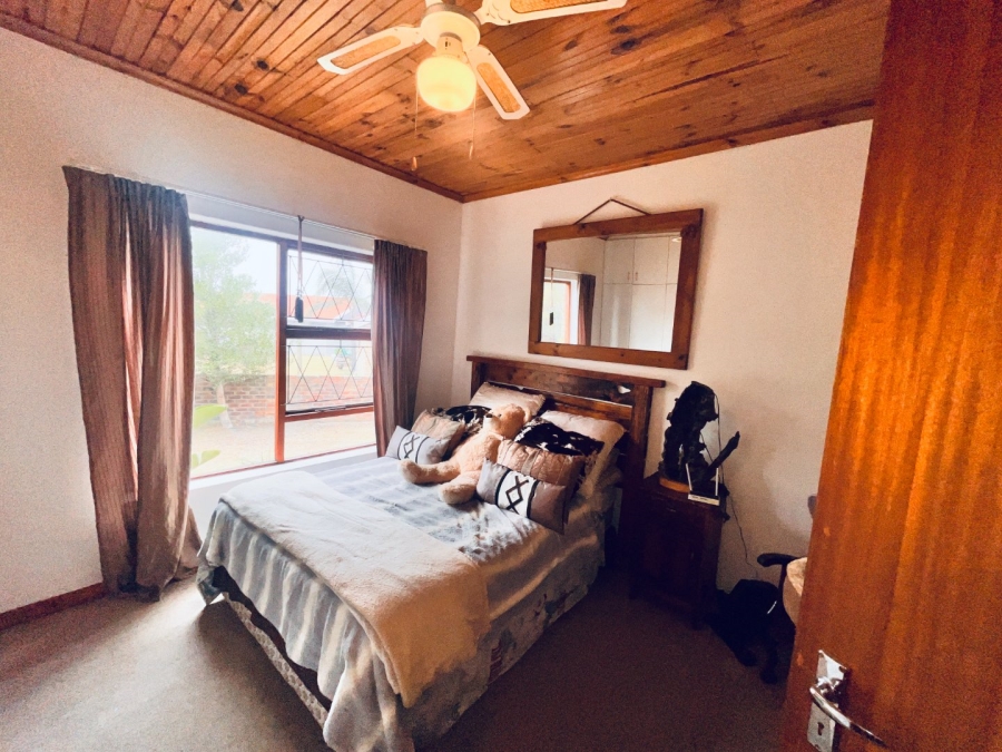 2 Bedroom Property for Sale in Noorsekloof Eastern Cape